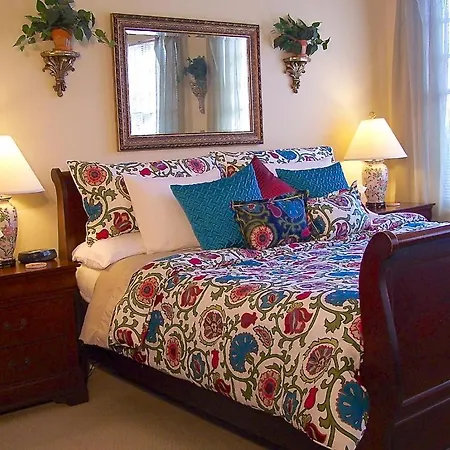Lyndon House Bed & Breakfast Acomodação com café da manhã Lexington Quarto foto